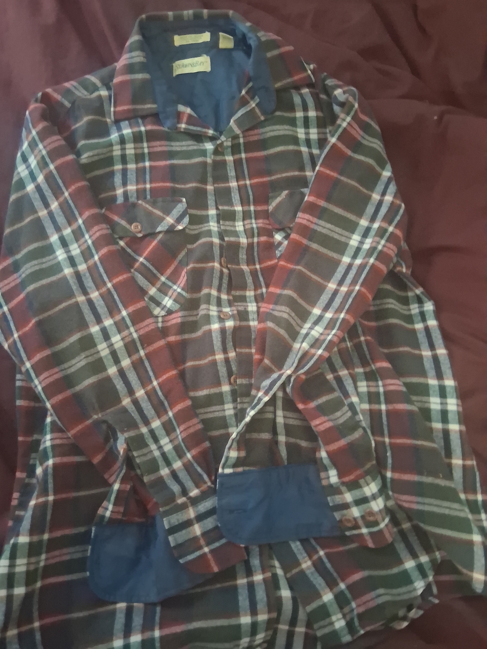 Vintage Plaid Long-Sleeve Flannel Shirt - Red & Green